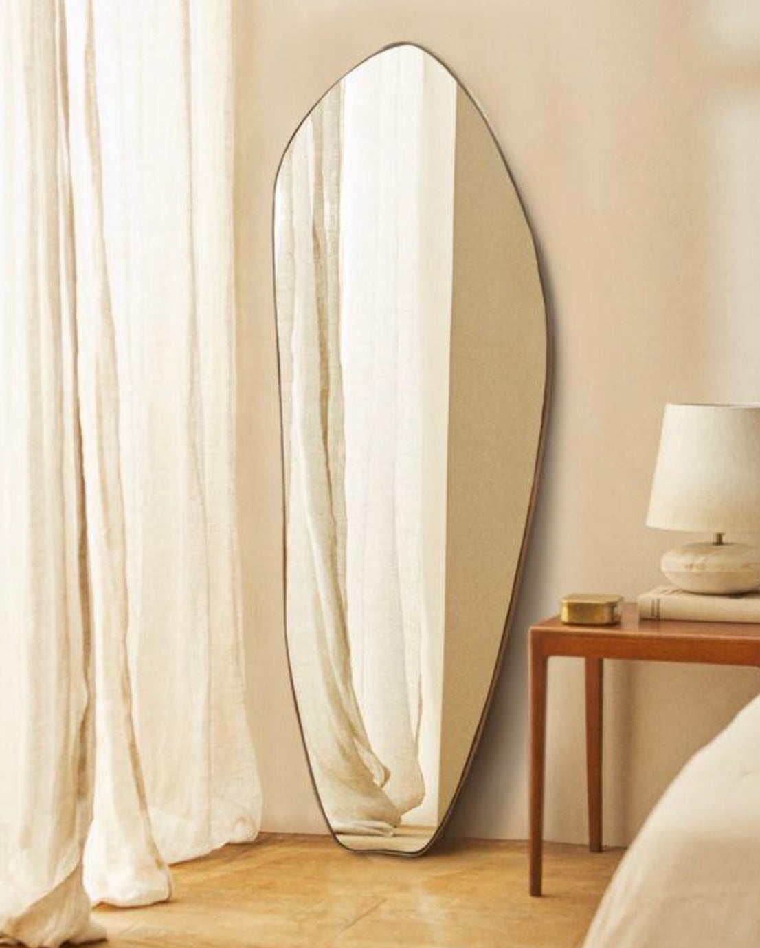 Uouo Mirror