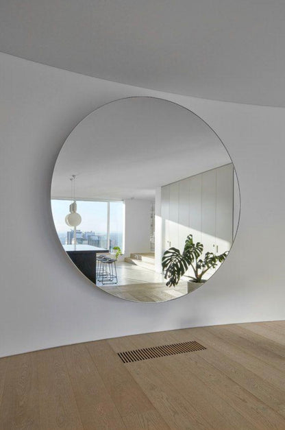 Circle Mirror