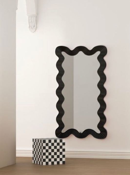 Pava Mirror